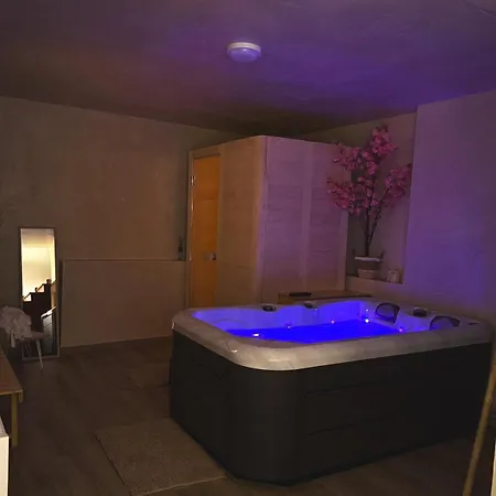 ベッド・アンド・ブレックファスト Panorama Luxury パライオス・パンテレイモン