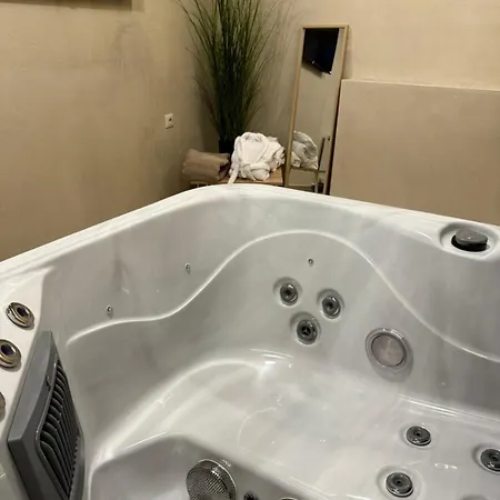 ベッド・アンド・ブレックファスト Panorama Luxury パライオス・パンテレイモン